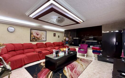 Amplia Casa en renta con gran jardín y excelente ubicación – Lomas del Huizachal