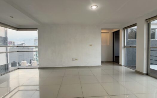 Penthouse en Venta con Balcón y Roof Garden Privado